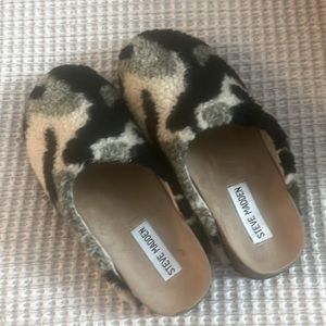 Steve Madden Camouflage Slip On